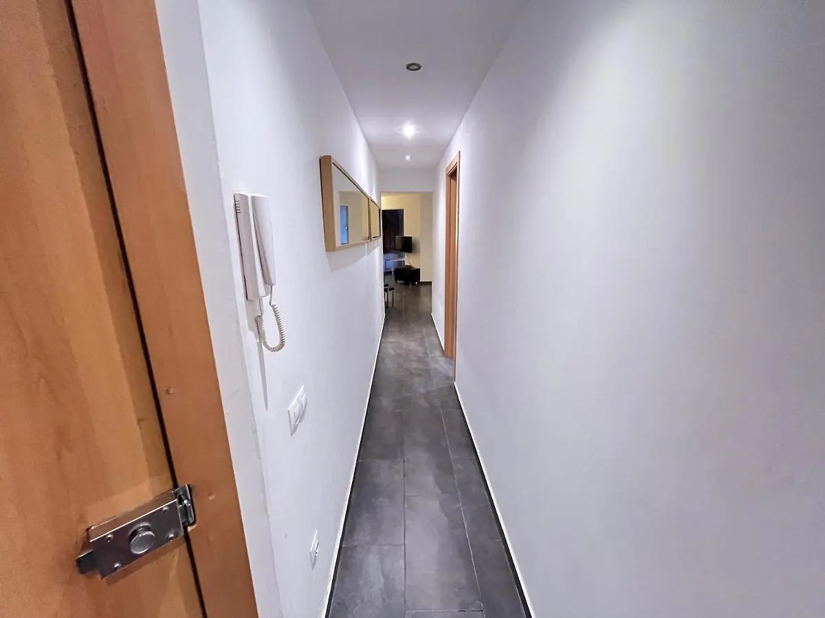 Gorgeous Apartment In Downtown Barcellona